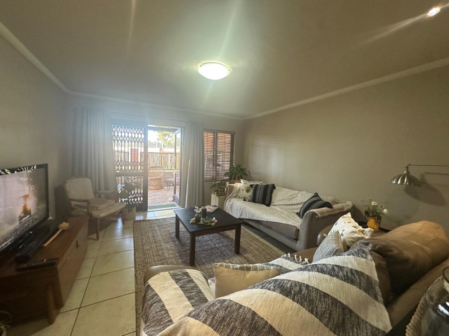 2 Bedroom Property for Sale in Waterval East North West